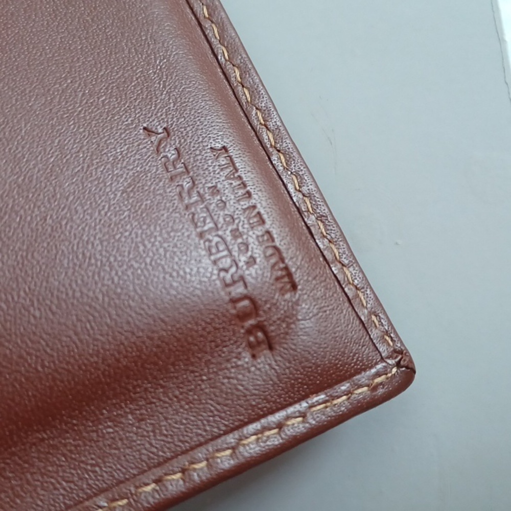 Vintage Burberry Nova Check Wallet - Picture 7 of 16
